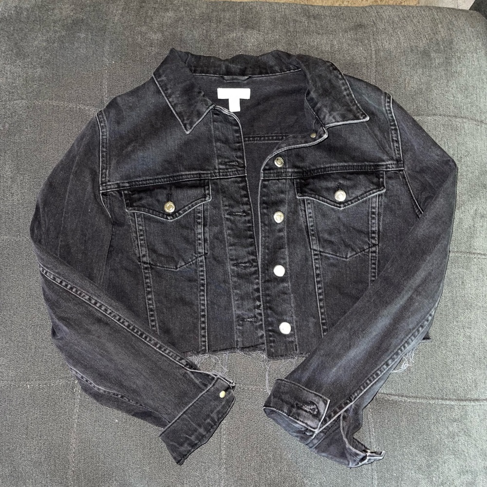 Cropped Black Jean Jacket